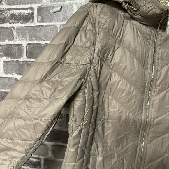 Michael Kors packable down fill puffer coat tan brown - Picture 5 of 10